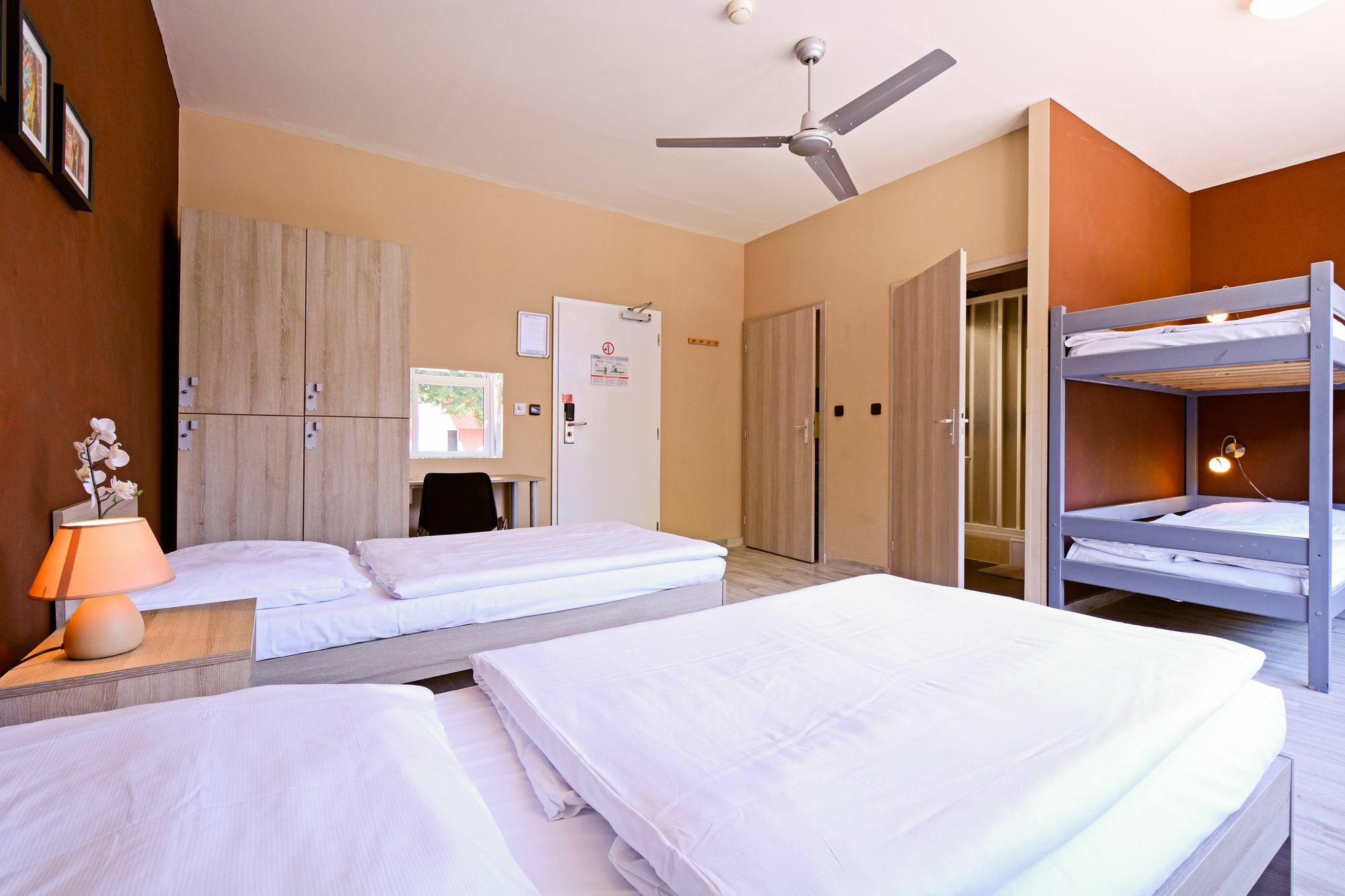 Plus Prague Hostel Extérieur photo